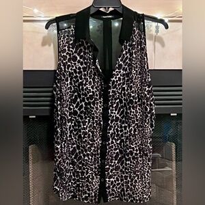 HeartSoul Size 2x Sheer Leopard Collared Button Down Tank